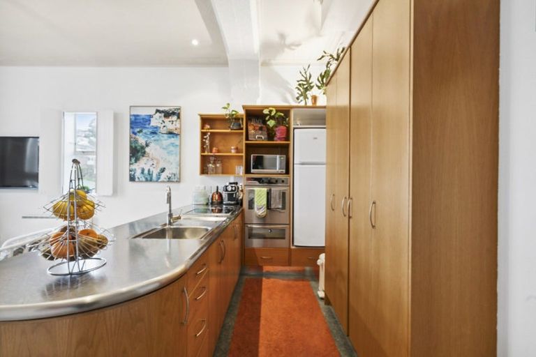 Photo of property in 15/37 Majoribanks Street, Mount Victoria, Wellington, 6011