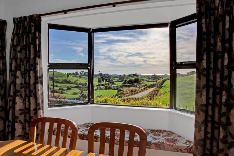 Photo of property in 1091 Upland Road, Egmont Village, Inglewood, 4386