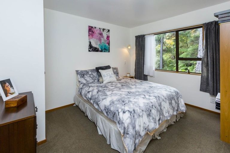 Photo of property in 41 Dalton Grove, Stokes Valley, Lower Hutt, 5019