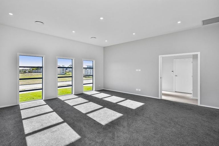 Photo of property in 25 Hudson Place, Paraparaumu, 5032