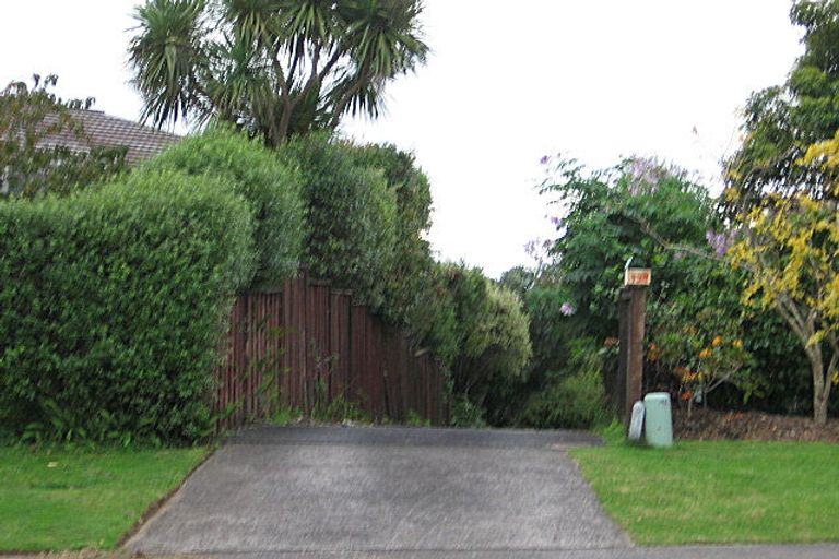 Photo of property in 134 Sandspit Road, Shelly Park, Auckland, 2014