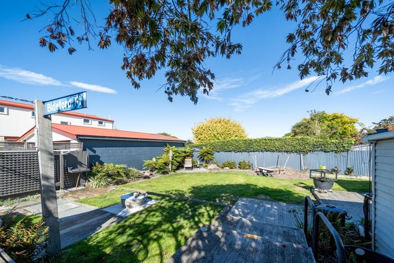 Photo of property in 14 Bideford Place, Dallington, Christchurch, 8061