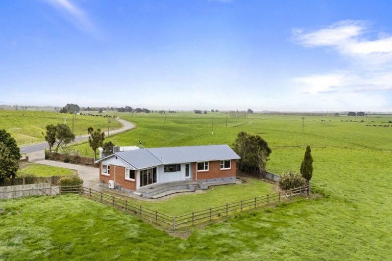 Photo of property in 425 Makerua Road, Tokomaru, 4474