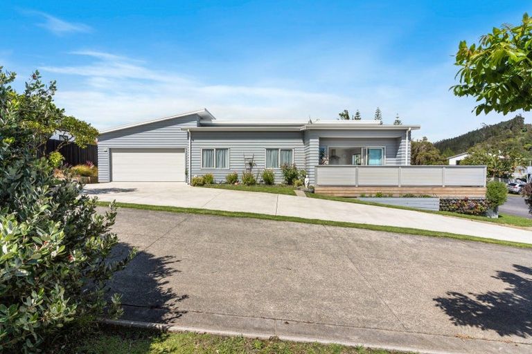 Photo of property in 123 Durrant Drive, Whangamata, 3620