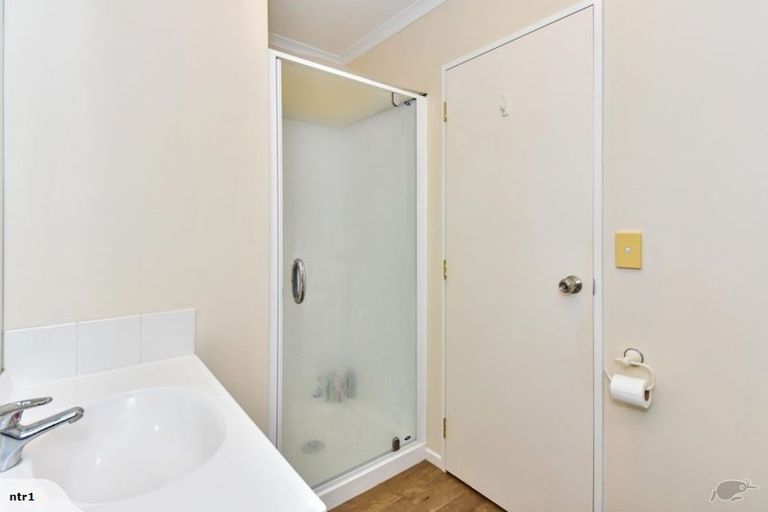 Photo of property in 4 Mattalie Place, Manurewa, Auckland, 2105