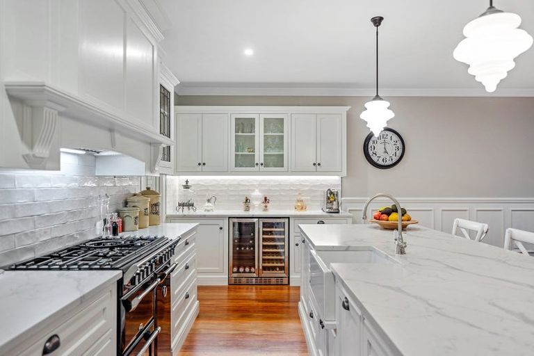 Photo of property in 4a Birchwood Grove, Greenhithe, Auckland, 0632