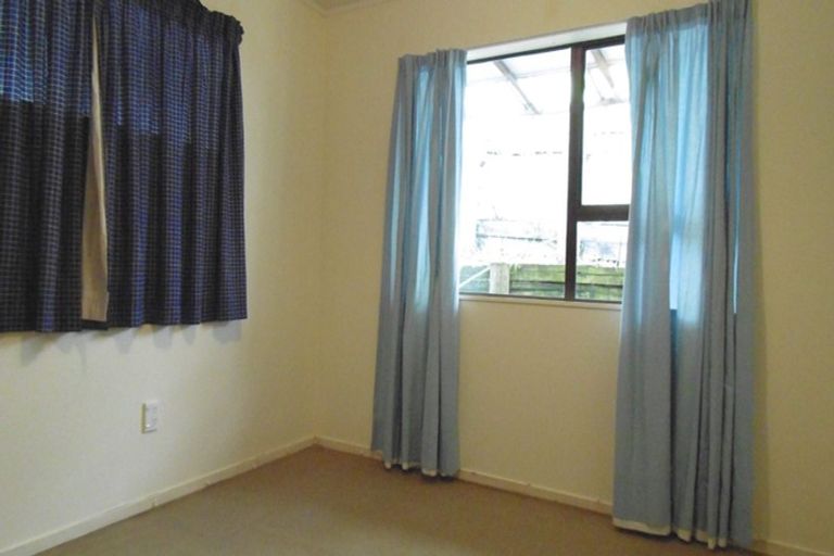 Photo of property in 1/12 Malloy Place, Eastern Beach, Auckland, 2012