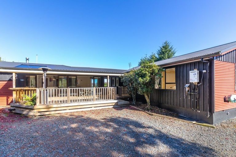 Photo of property in 944 Mapara Road, Kinloch, Taupo, 3385