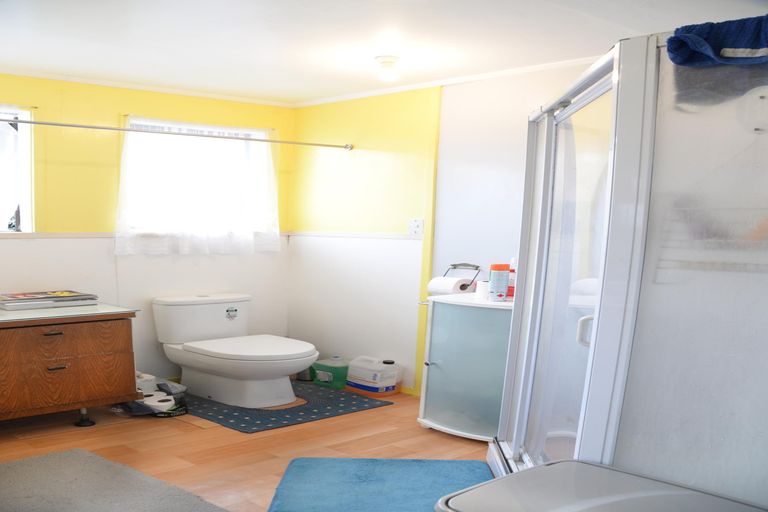 Photo of property in 53 Manuroa Road, Takanini, 2112