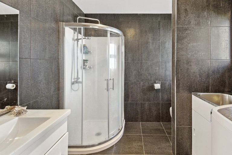 Photo of property in 41a Brylee Drive, Conifer Grove, Takanini, 2112