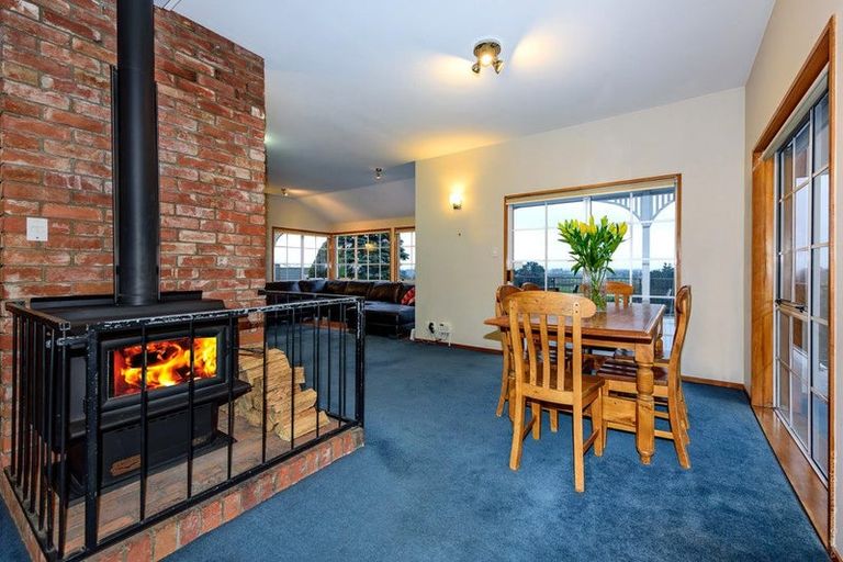 Photo of property in 411 Cashmere Road, Westmorland, Christchurch, 8025