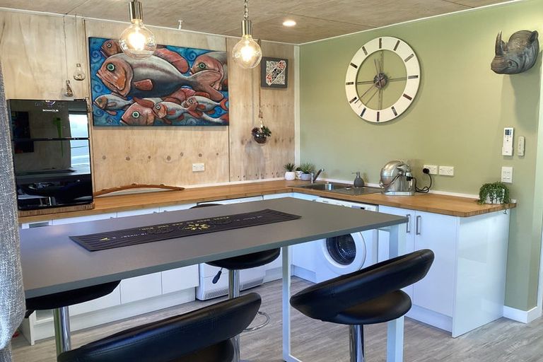 Photo of property in 17 Hinaki Street, Inner Kaiti, Gisborne, 4010