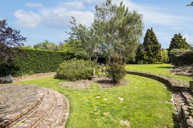 Photo of property in 936 Maungatua Road, Berwick, Outram, 9073