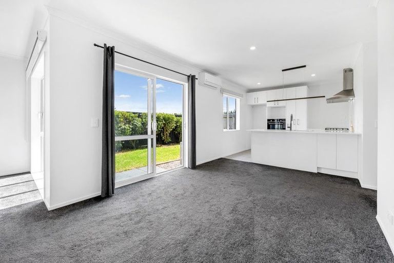 Photo of property in 116 Kuaka Drive, Takanini, 2112
