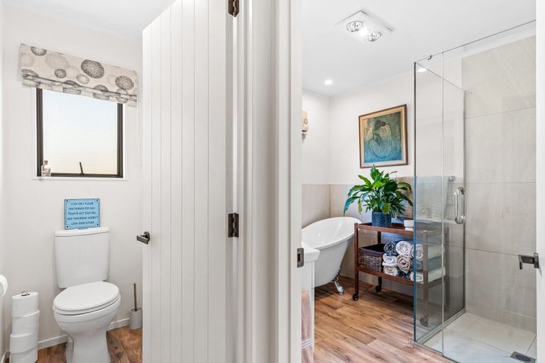 Photo of property in 114 Matakana Valley Road, Matakana, Warkworth, 0985