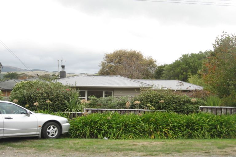 Photo of property in 20 Kowhai Grove, Raumati Beach, Paraparaumu, 5032