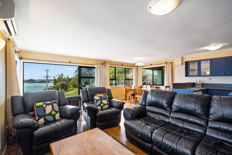 Photo of property in 94 Rapata Road, Oakura, Hikurangi, 0184