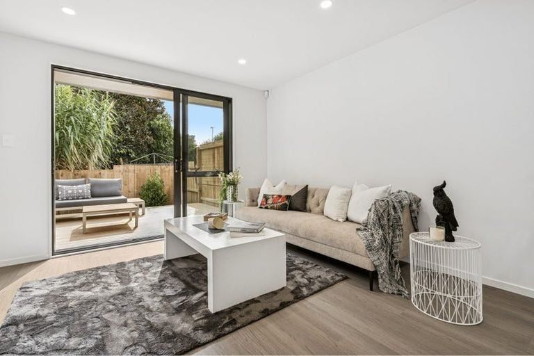 Photo of property in 4/14 Freyberg Place, Howick, Auckland, 2014