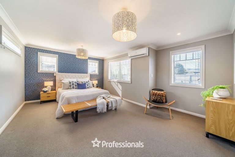 Photo of property in 14 Ronald Scott Grove, Riverstone Terraces, Upper Hutt, 5018