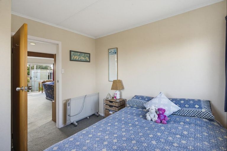 Photo of property in 4 Carlisle Street, Levin, 5510