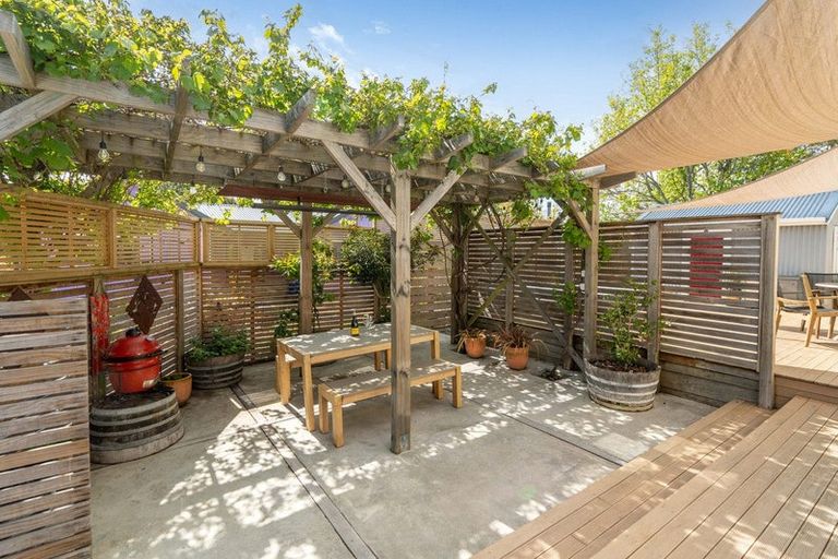 Photo of property in 9a Daniel Street, Martinborough, 5711