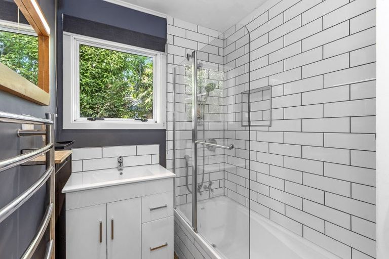 Photo of property in 254 Hendersons Road, Hoon Hay, Christchurch, 8025