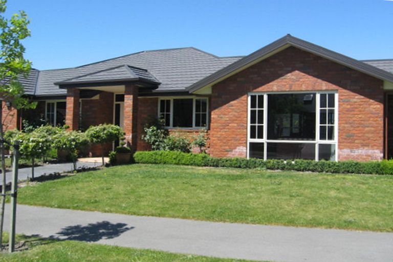 Photo of property in 42 Woodhurst Drive, Casebrook, Christchurch, 8051