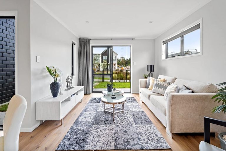 Photo of property in 78 Papatupu Way, Kumeu, 0810