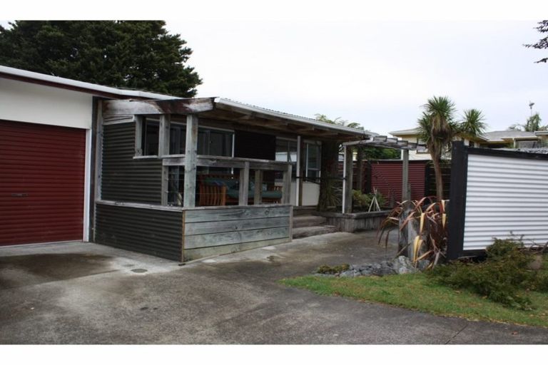 Photo of property in 2/23 Ford Avenue, Te Kamo, Whangarei, 0112