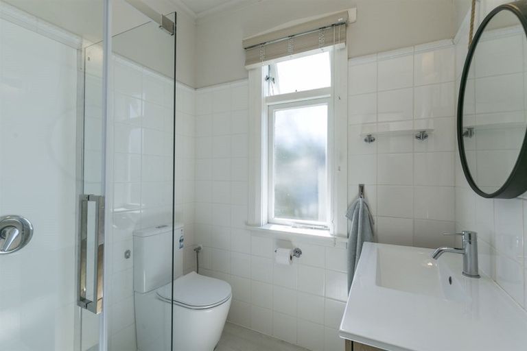 Photo of property in 20 Barton Terrace, Thorndon, Wellington, 6011