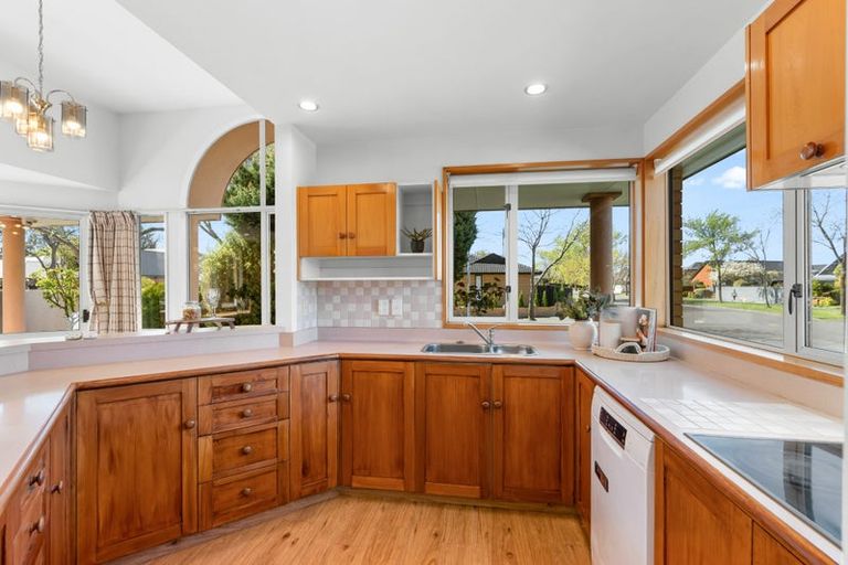 Photo of property in 158 Hawthornden Road, Avonhead, Christchurch, 8042