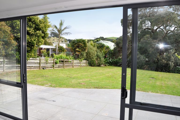 Photo of property in 7 Cumberland Street, Leigh, 0985