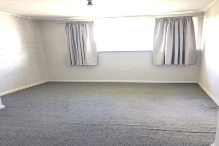 Photo of property in 1/62 Swaffield Road, Papatoetoe, Auckland, 2025