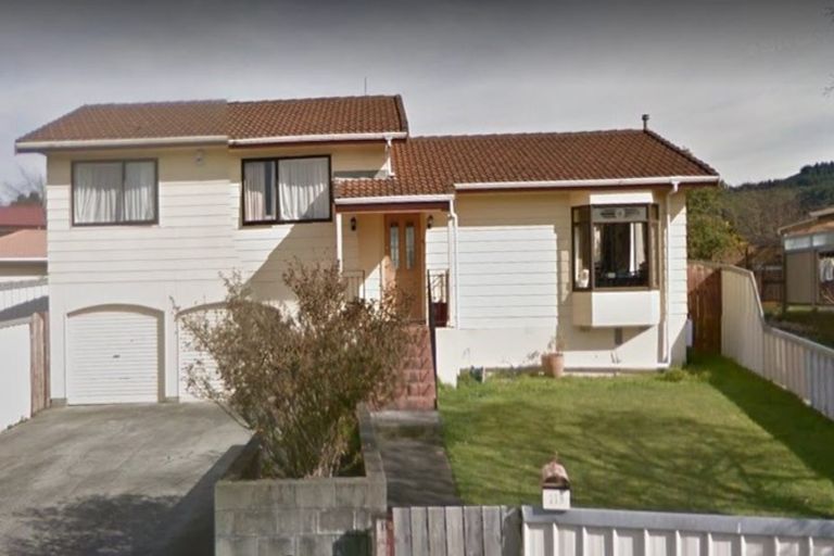 Photo of property in 118 Gemstone Drive, Birchville, Upper Hutt, 5018