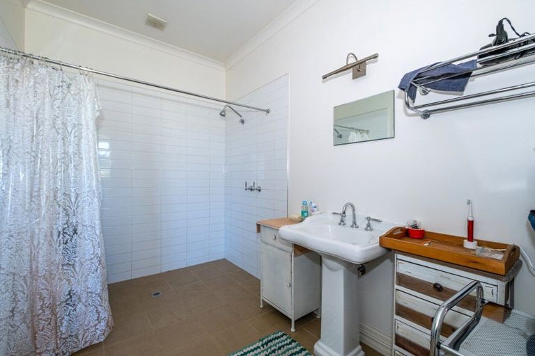 Photo of property in 61 Hekeao Road, Surrey Hills, Ashburton, 7778