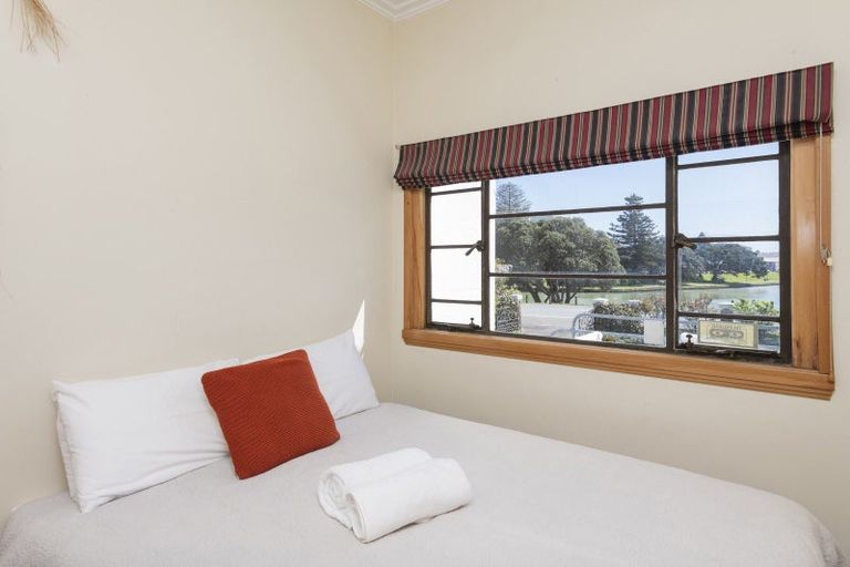 Photo of property in 75 Esplanade, Kaiti, Gisborne, 4010