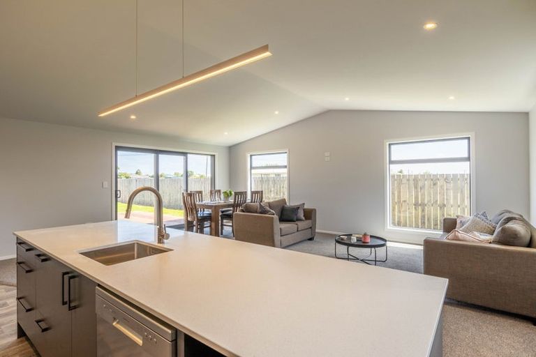 Photo of property in 114 Severn Street, Clifton, Invercargill, 9812