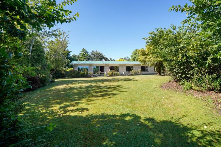 Photo of property in 195 Oteramika Road, Seaward Bush, Invercargill, 9871