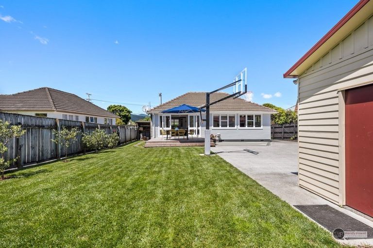 Photo of property in 76 Shakespeare Avenue, Trentham, Upper Hutt, 5018