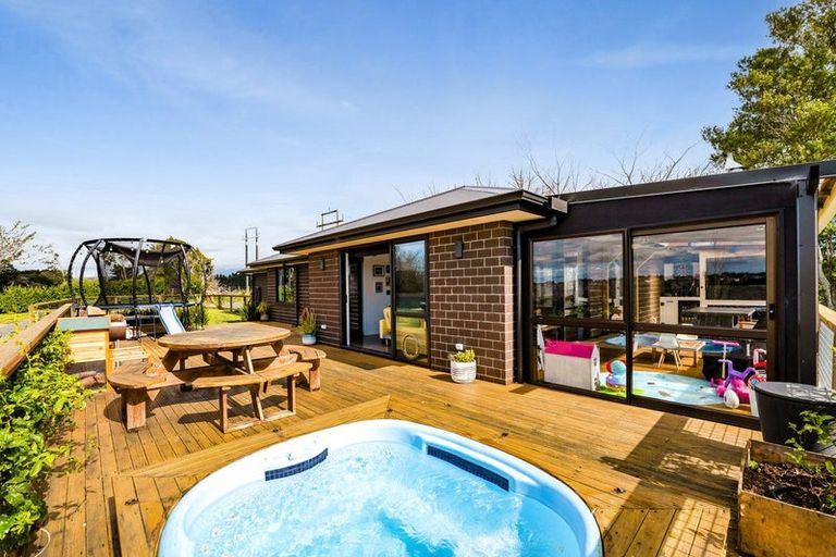 Photo of property in 14e Junction Street, Welbourn, New Plymouth, 4310