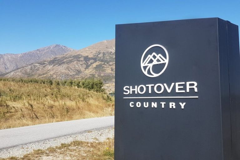 Photo of property in 18 Hicks Road, Lower Shotover, Queenstown, 9304