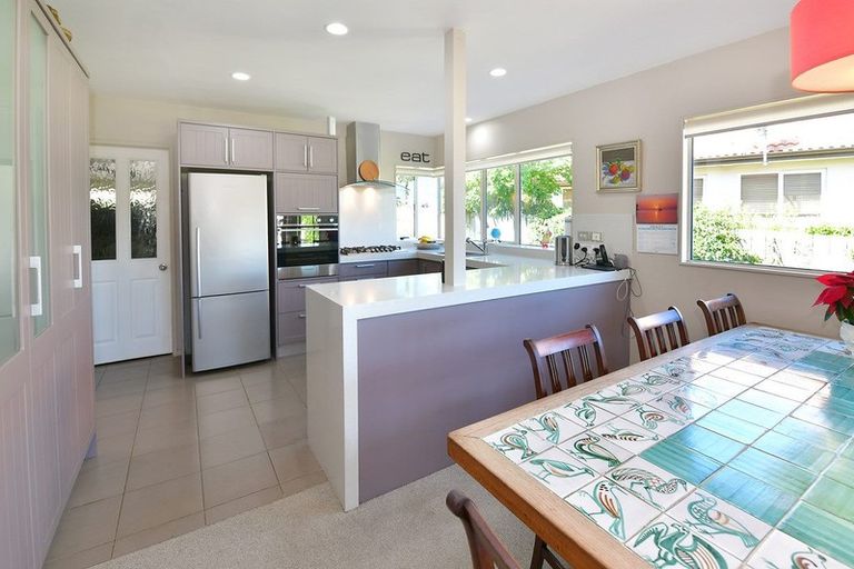 Photo of property in 28 Kensington Terrace, Gulf Harbour, Whangaparaoa, 0930