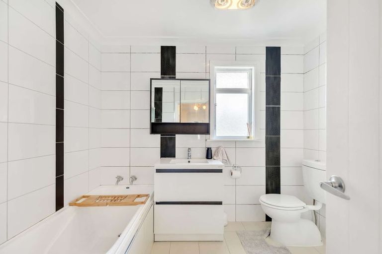 Photo of property in 4 Dudley Street, Levin, 5510