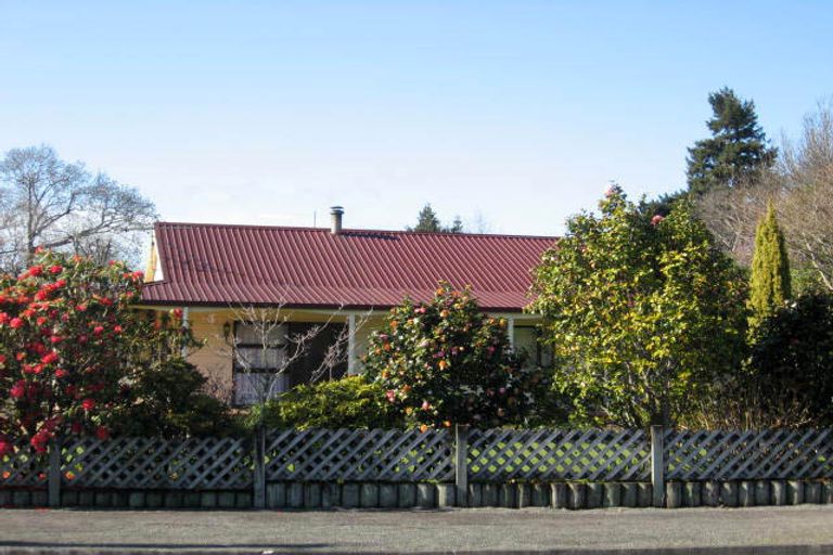 Photo of property in 143 West Street, Greytown, 5712