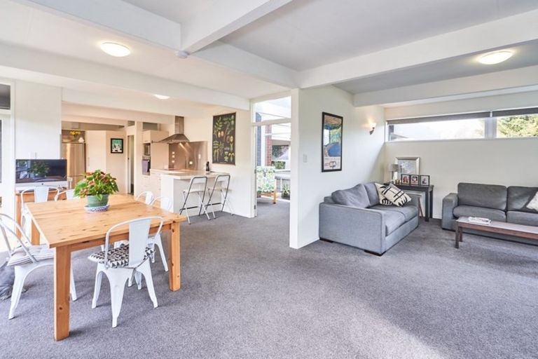 Photo of property in 24 Erin Street, Hokowhitu, Palmerston North, 4410