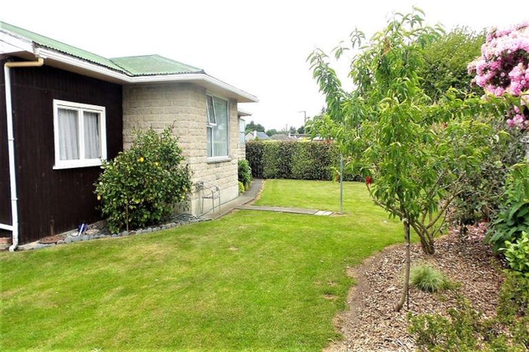 Photo of property in 27 Ormsby Street, Temuka, 7920