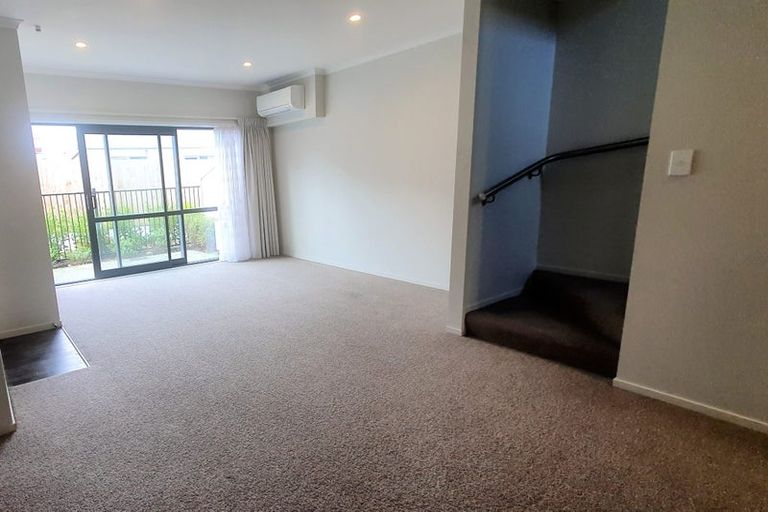 Photo of property in 3/16 Jones Crescent, Melville, Hamilton, 3206