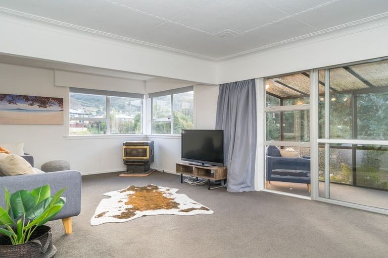 Photo of property in 72 Centennial Avenue, Helensburgh, Dunedin, 9010