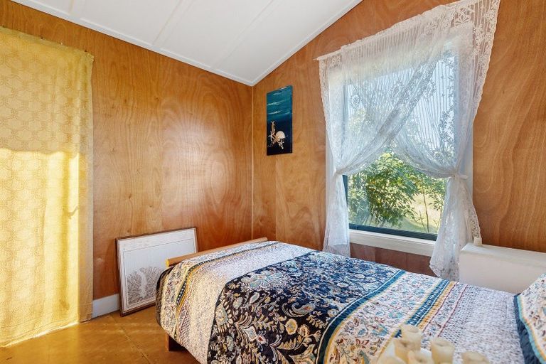 Photo of property in 206 Okains Bay Road, Robinsons Bay, 7581