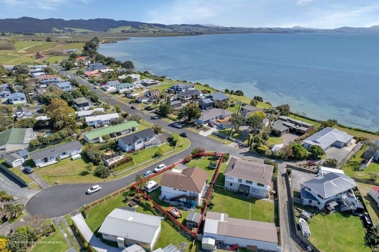 Photo of property in 28 Manaia View Road, One Tree Point, 0118